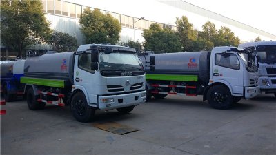 山西太原客戶再訂6臺(tái)掃路車、吸塵車、洗掃車、灑水車